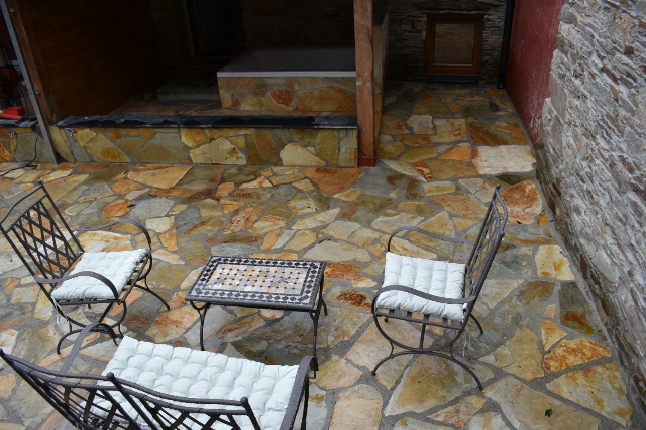Isabel Artemis Es Appartement San Tirso de Abres Buitenkant foto